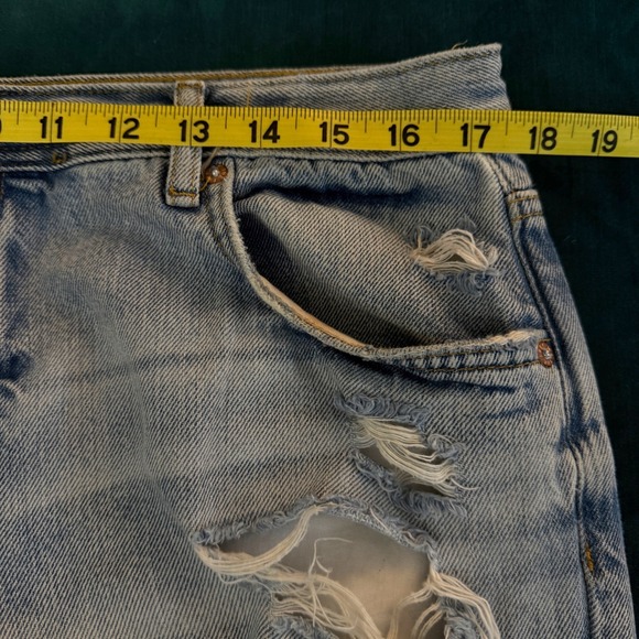 We The Free Free People distressed boyfriend jeans size 31 raw hem button fly - Picture 8 of 8